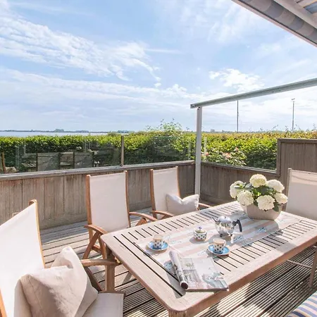 Holiday home Grosses